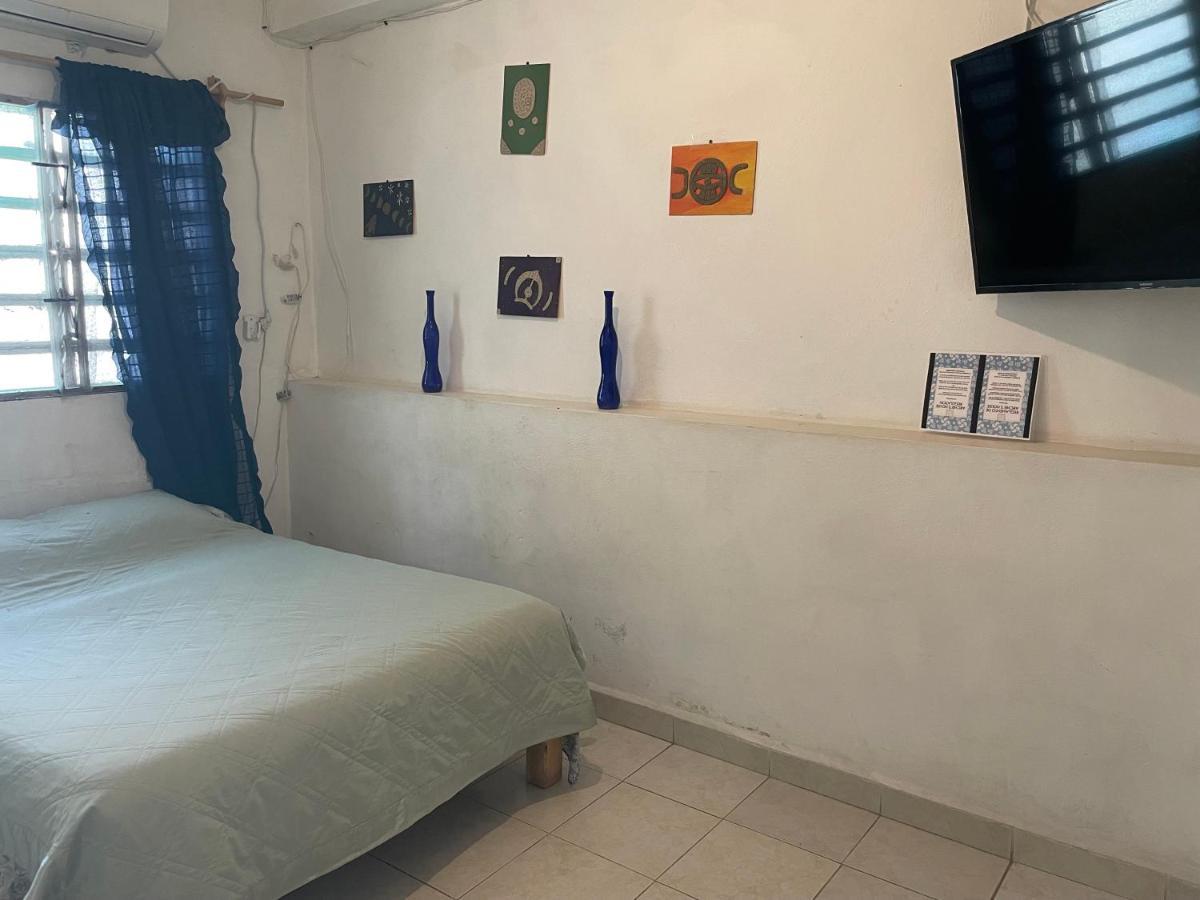 Departamento amueblado céntrico, muy confortable, accesible y con AA Bacalar Extérieur photo